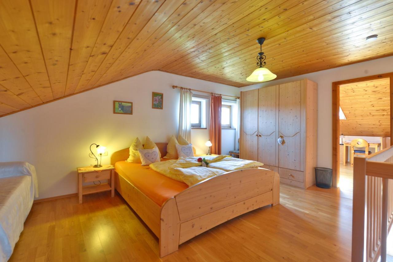 Gilg-Kraeuterhof Apartman Schnaitsee Kültér fotó